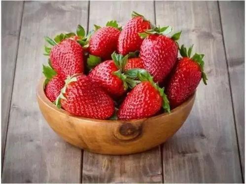 娱乐吃瓜酱草莓视频